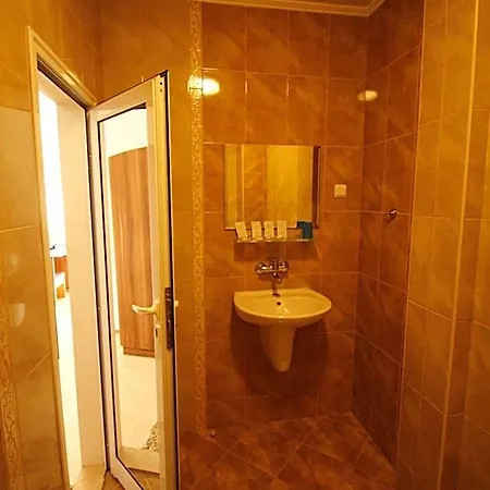 Marant Hotel