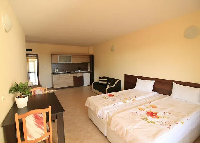 Отель Marant 3*